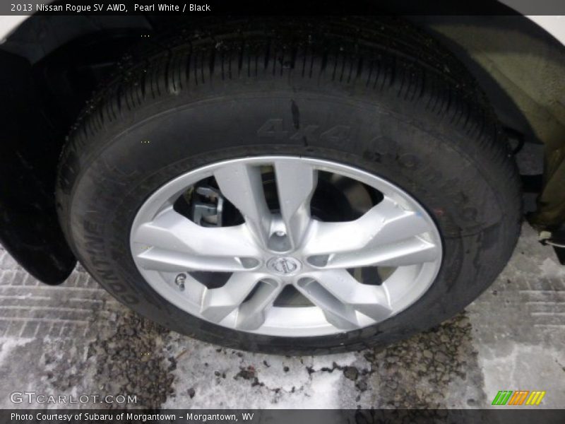  2013 Rogue SV AWD Wheel