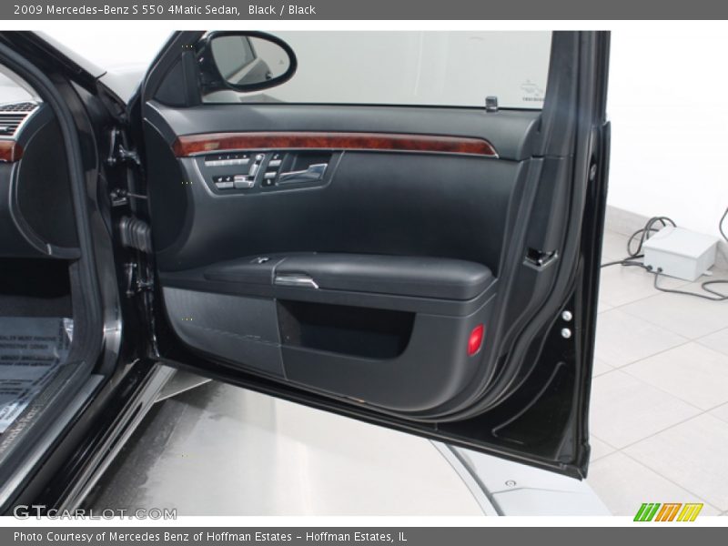 Black / Black 2009 Mercedes-Benz S 550 4Matic Sedan