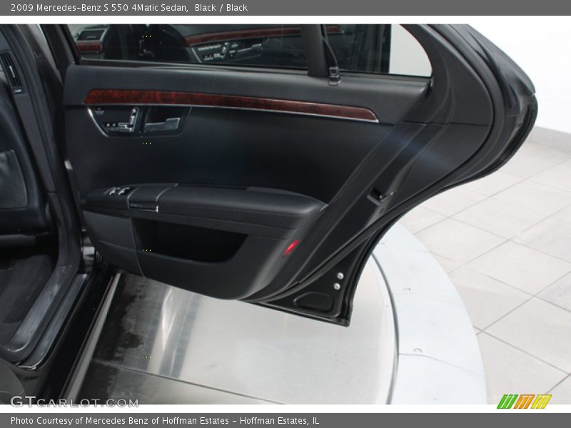 Black / Black 2009 Mercedes-Benz S 550 4Matic Sedan