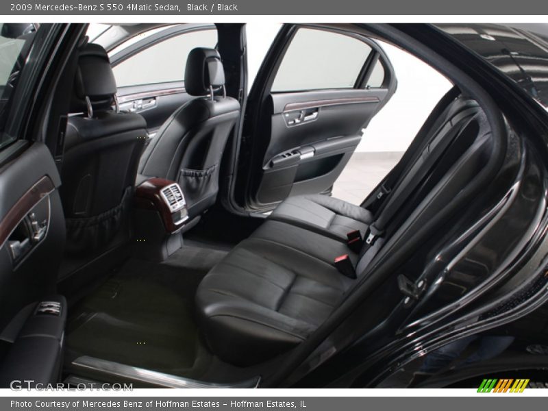 Black / Black 2009 Mercedes-Benz S 550 4Matic Sedan