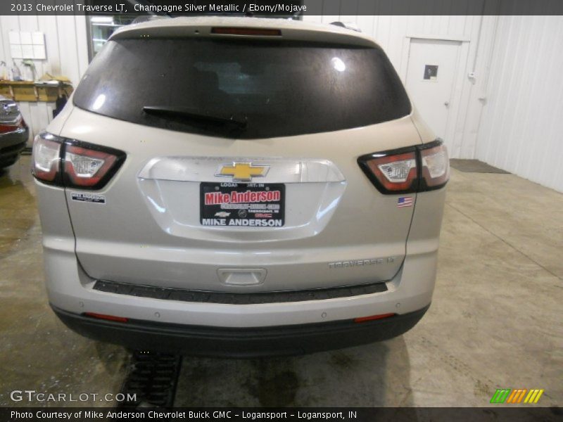 Champagne Silver Metallic / Ebony/Mojave 2013 Chevrolet Traverse LT