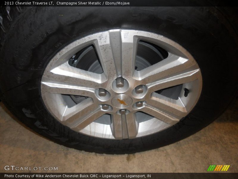 Champagne Silver Metallic / Ebony/Mojave 2013 Chevrolet Traverse LT