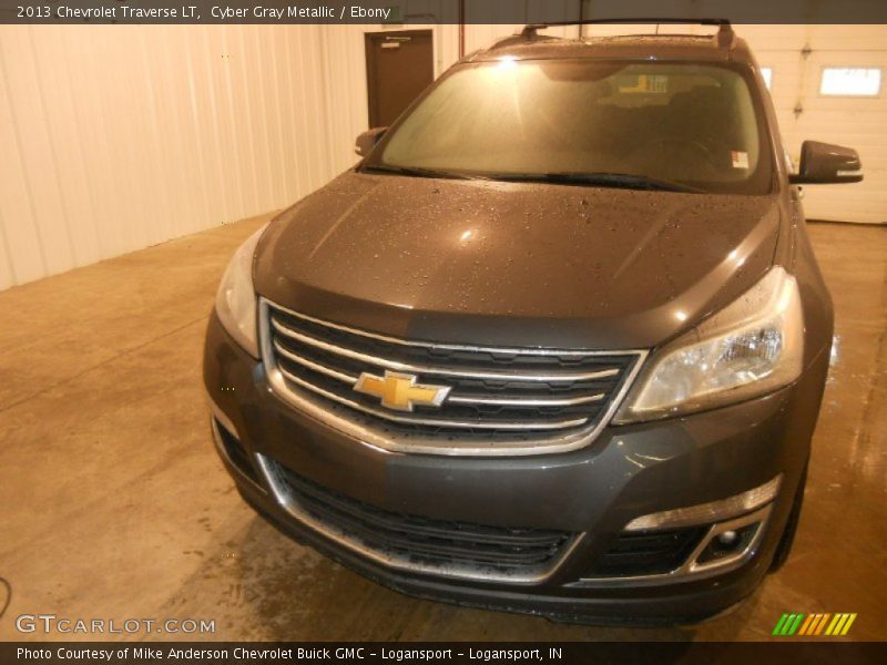 Cyber Gray Metallic / Ebony 2013 Chevrolet Traverse LT