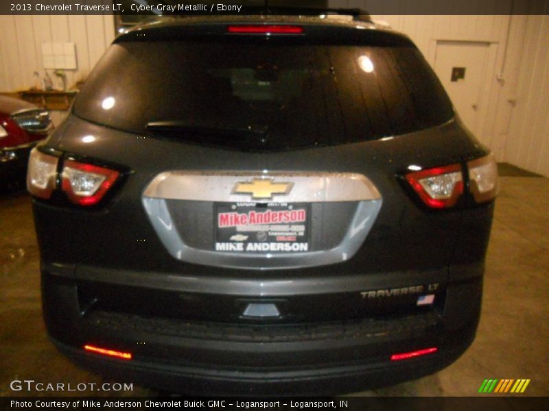 Cyber Gray Metallic / Ebony 2013 Chevrolet Traverse LT