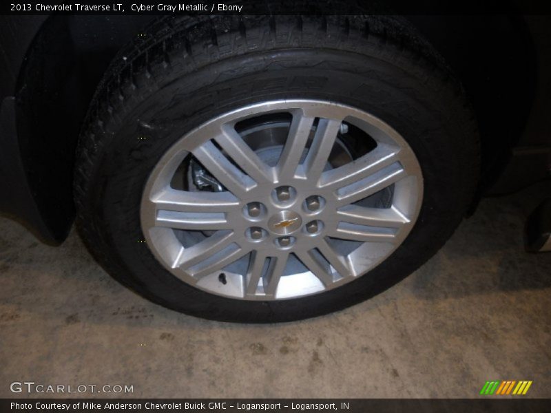 Cyber Gray Metallic / Ebony 2013 Chevrolet Traverse LT