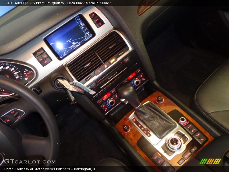 Orca Black Metallic / Black 2010 Audi Q7 3.6 Premium quattro