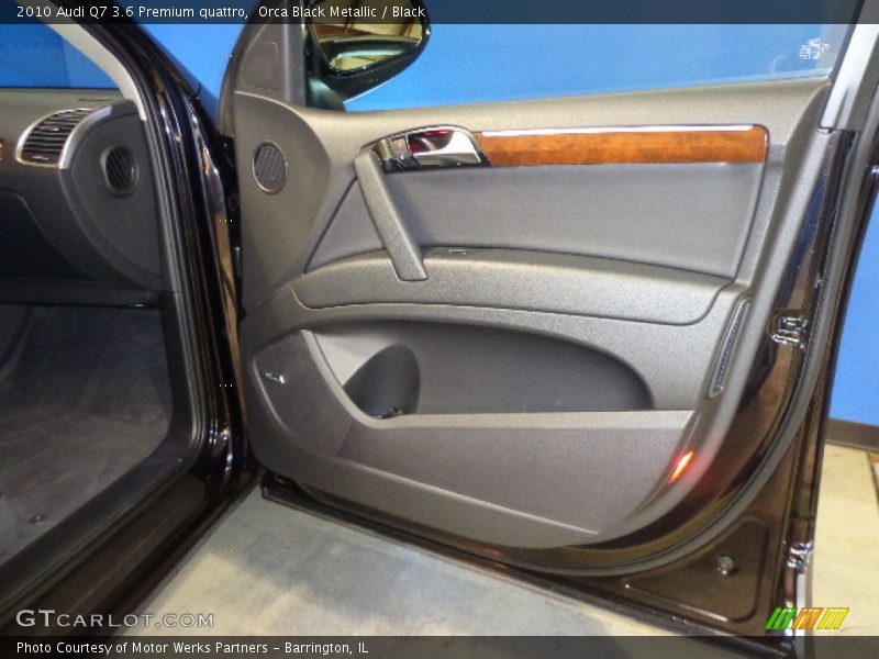 Orca Black Metallic / Black 2010 Audi Q7 3.6 Premium quattro