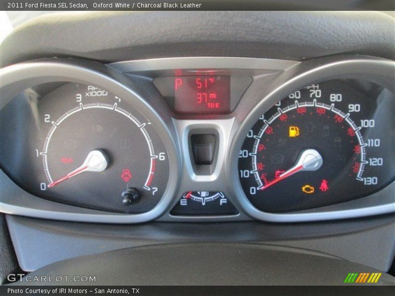 Oxford White / Charcoal Black Leather 2011 Ford Fiesta SEL Sedan