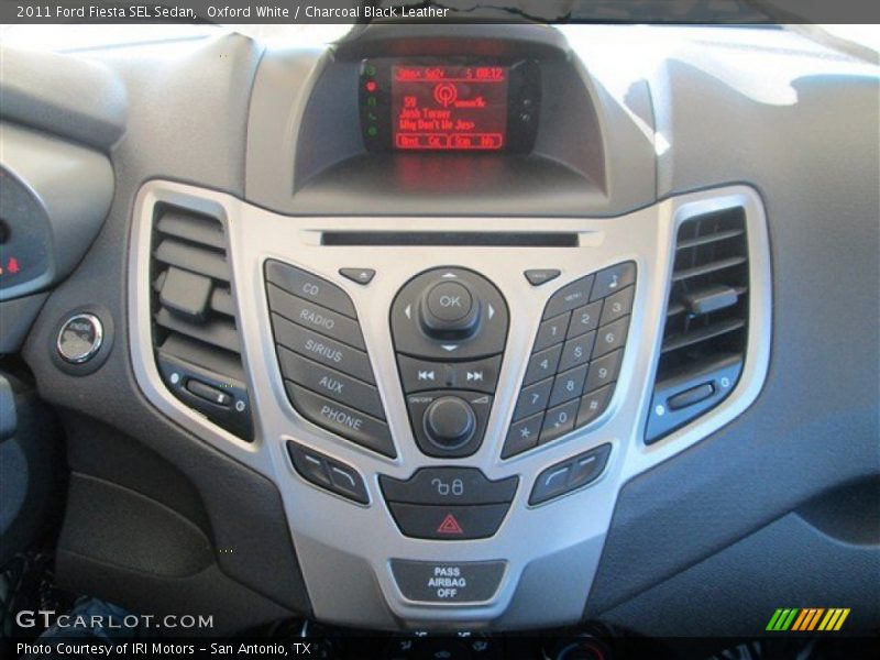 Oxford White / Charcoal Black Leather 2011 Ford Fiesta SEL Sedan