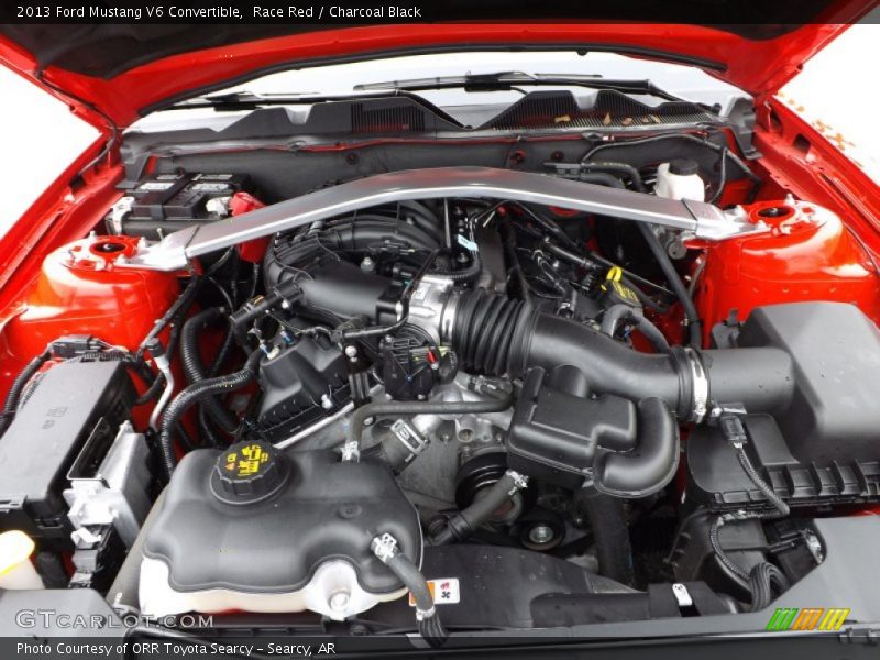 Race Red / Charcoal Black 2013 Ford Mustang V6 Convertible