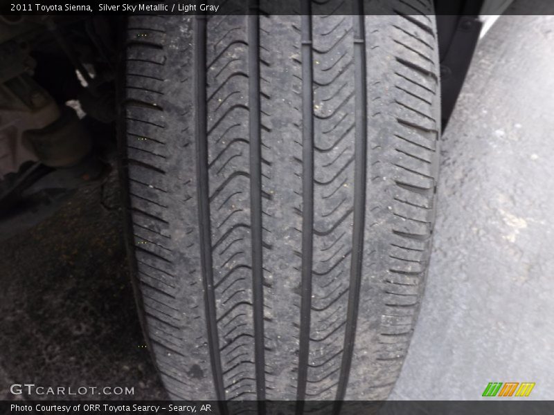 Silver Sky Metallic / Light Gray 2011 Toyota Sienna