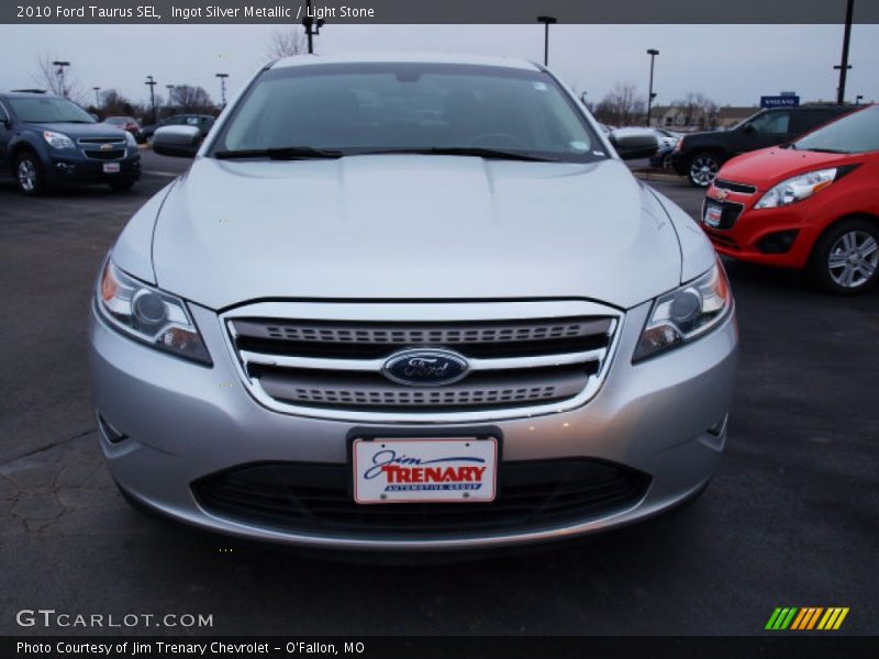 Ingot Silver Metallic / Light Stone 2010 Ford Taurus SEL