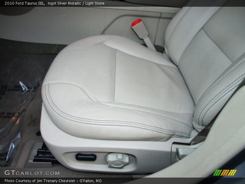 Ingot Silver Metallic / Light Stone 2010 Ford Taurus SEL