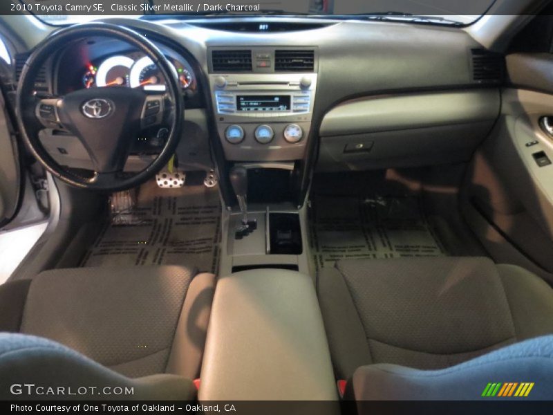 Classic Silver Metallic / Dark Charcoal 2010 Toyota Camry SE