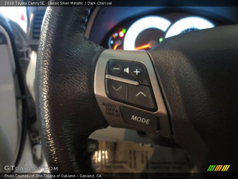 Classic Silver Metallic / Dark Charcoal 2010 Toyota Camry SE