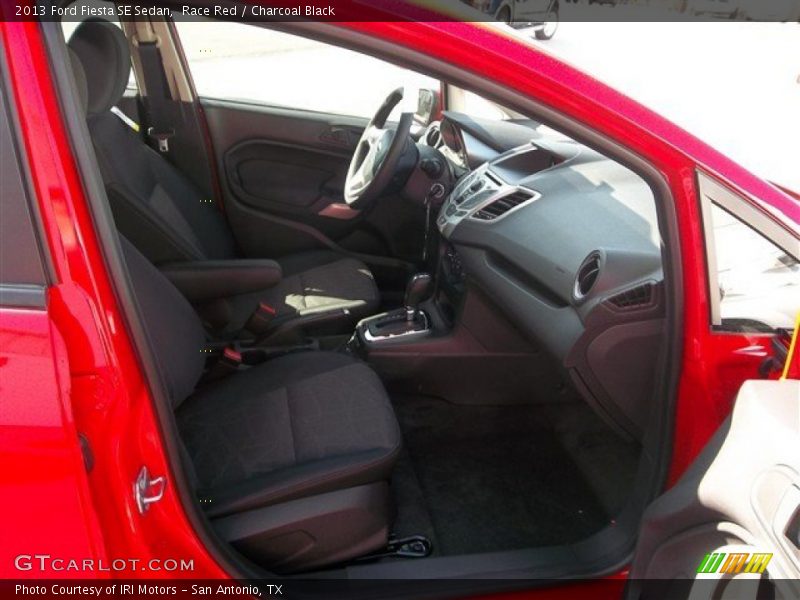 Race Red / Charcoal Black 2013 Ford Fiesta SE Sedan