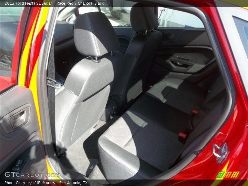 Race Red / Charcoal Black 2013 Ford Fiesta SE Sedan