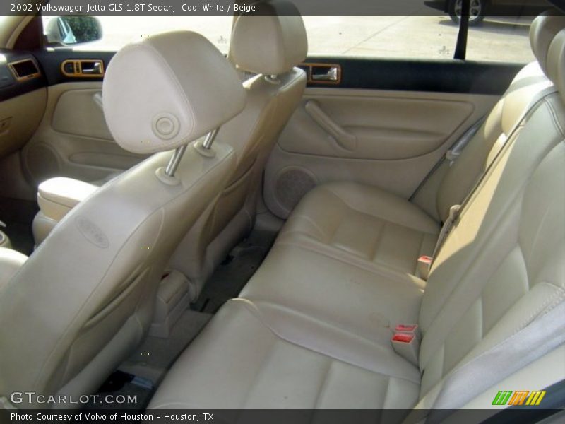 Cool White / Beige 2002 Volkswagen Jetta GLS 1.8T Sedan