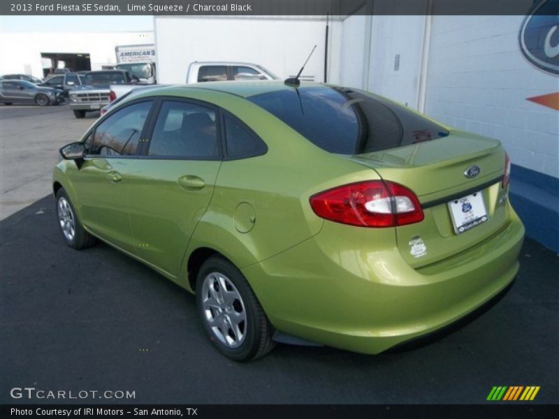 Lime Squeeze / Charcoal Black 2013 Ford Fiesta SE Sedan