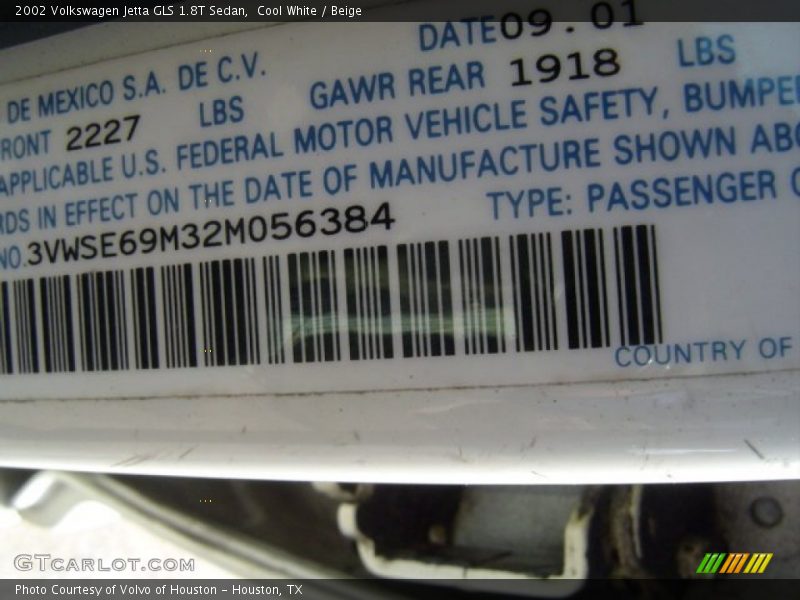 Cool White / Beige 2002 Volkswagen Jetta GLS 1.8T Sedan