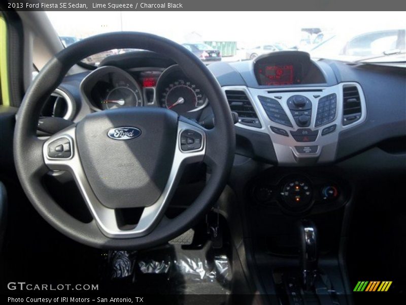 Lime Squeeze / Charcoal Black 2013 Ford Fiesta SE Sedan