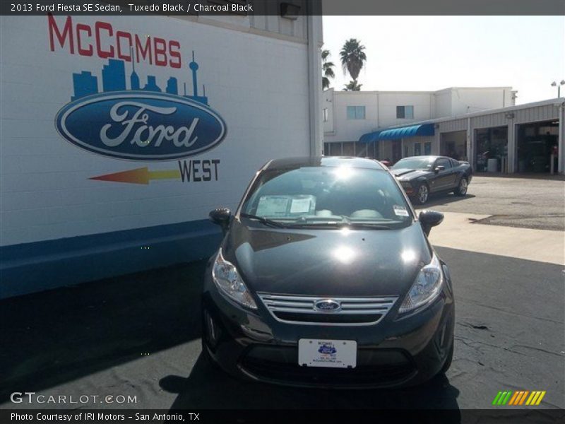 Tuxedo Black / Charcoal Black 2013 Ford Fiesta SE Sedan