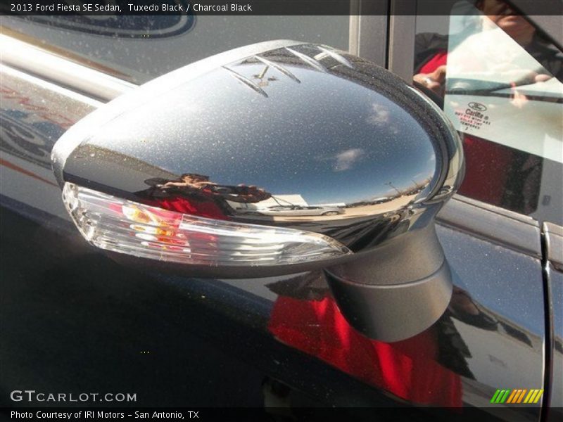 Tuxedo Black / Charcoal Black 2013 Ford Fiesta SE Sedan