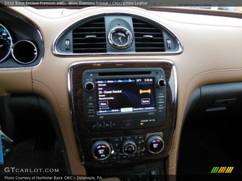White Diamond Tricoat / Choccachino Leather 2013 Buick Enclave Premium AWD