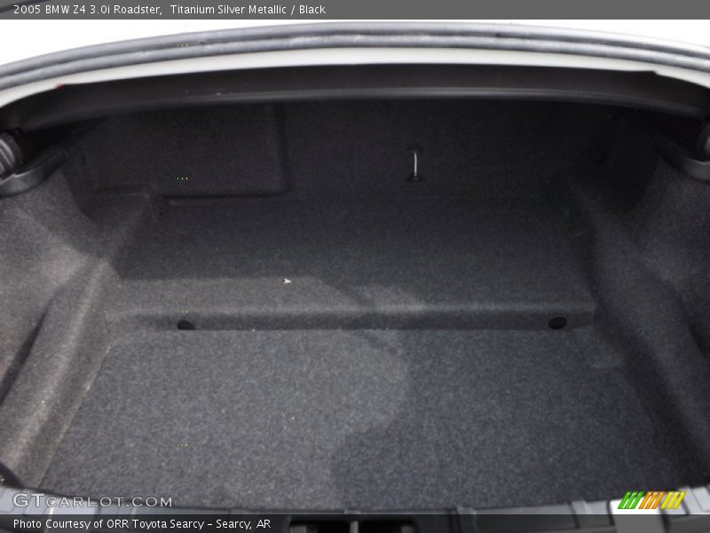  2005 Z4 3.0i Roadster Trunk