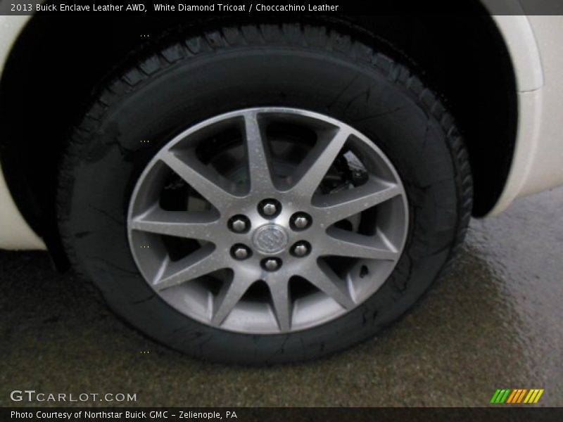 White Diamond Tricoat / Choccachino Leather 2013 Buick Enclave Leather AWD
