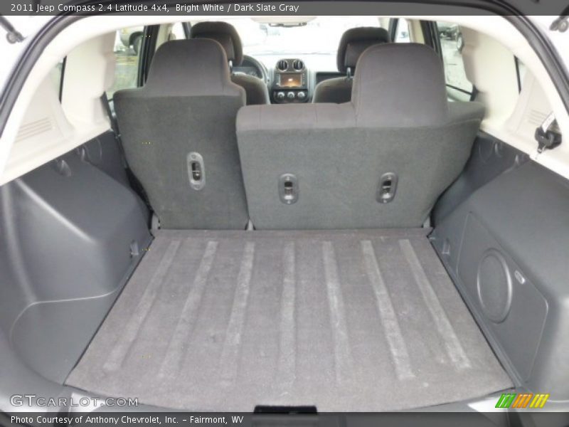 Bright White / Dark Slate Gray 2011 Jeep Compass 2.4 Latitude 4x4
