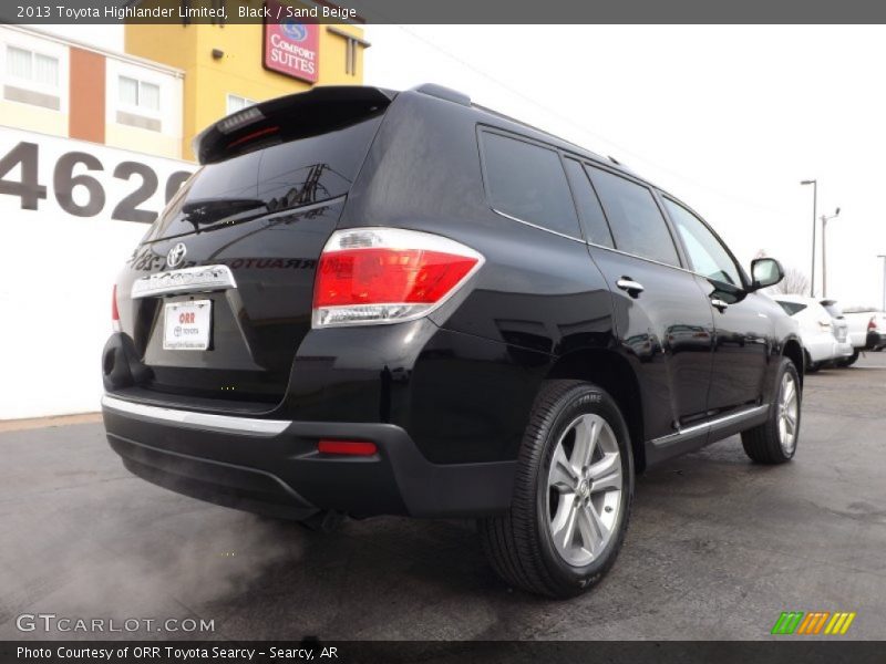 Black / Sand Beige 2013 Toyota Highlander Limited