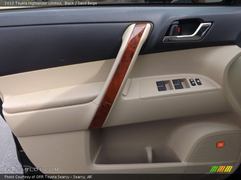 Black / Sand Beige 2013 Toyota Highlander Limited