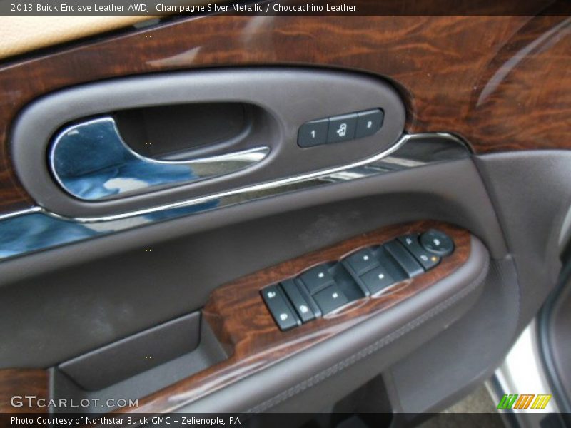 Champagne Silver Metallic / Choccachino Leather 2013 Buick Enclave Leather AWD