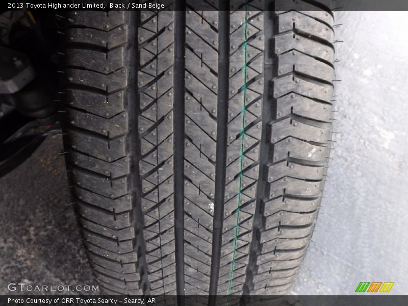Black / Sand Beige 2013 Toyota Highlander Limited