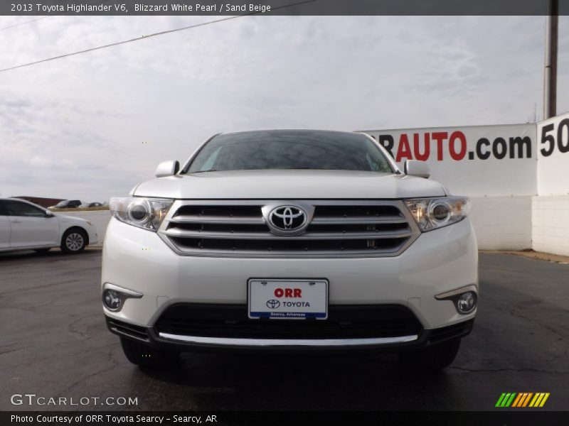 Blizzard White Pearl / Sand Beige 2013 Toyota Highlander V6