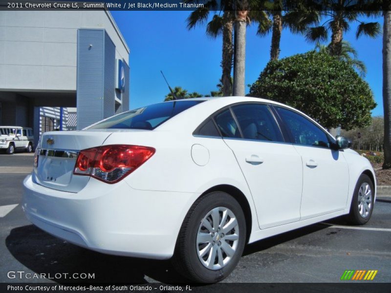 Summit White / Jet Black/Medium Titanium 2011 Chevrolet Cruze LS