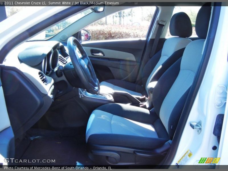 Summit White / Jet Black/Medium Titanium 2011 Chevrolet Cruze LS