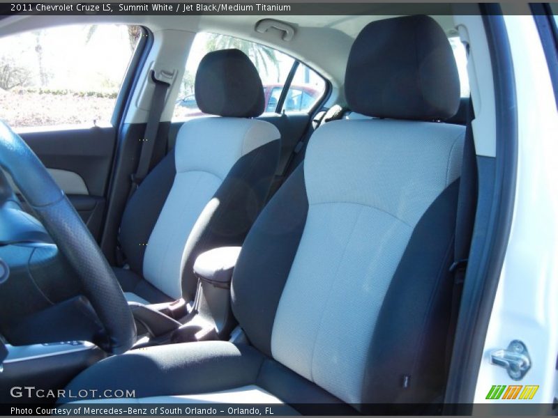 Summit White / Jet Black/Medium Titanium 2011 Chevrolet Cruze LS