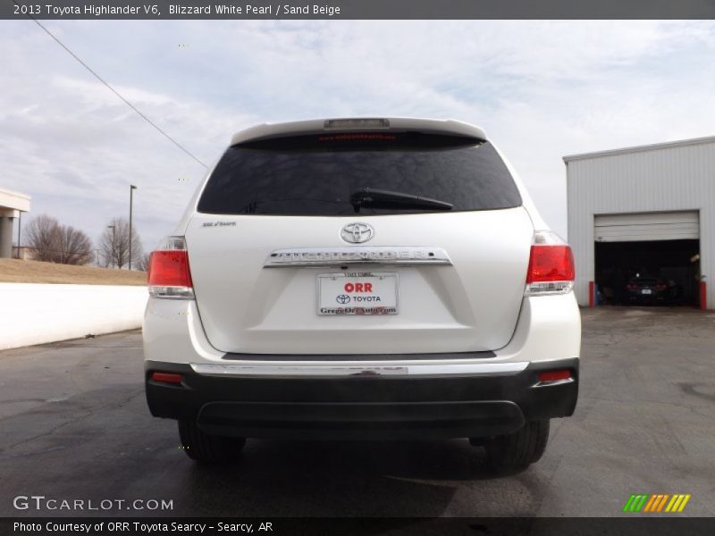 Blizzard White Pearl / Sand Beige 2013 Toyota Highlander V6