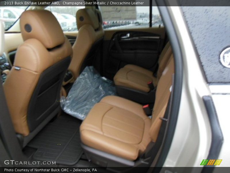 Champagne Silver Metallic / Choccachino Leather 2013 Buick Enclave Leather AWD