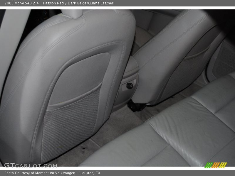 Passion Red / Dark Beige/Quartz Leather 2005 Volvo S40 2.4i
