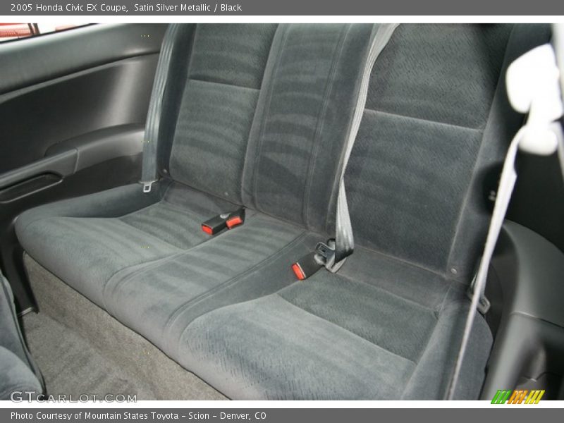 Rear Seat of 2005 Civic EX Coupe
