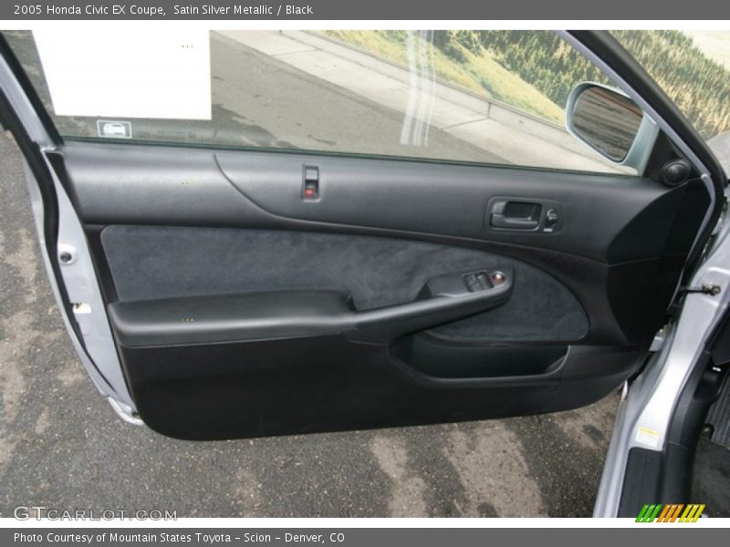 Door Panel of 2005 Civic EX Coupe