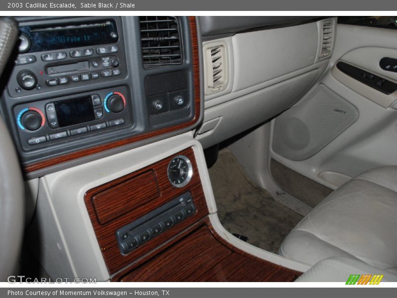 Sable Black / Shale 2003 Cadillac Escalade