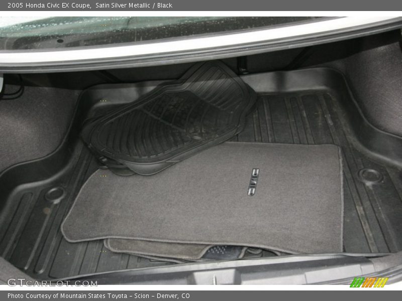 2005 Civic EX Coupe Trunk