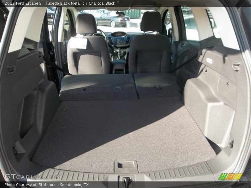 Tuxedo Black Metallic / Charcoal Black 2013 Ford Escape S