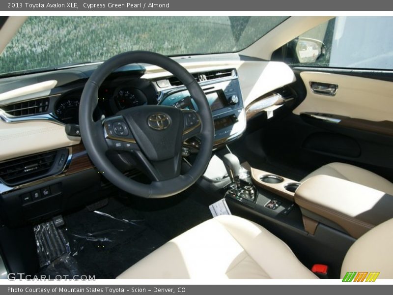 Cypress Green Pearl / Almond 2013 Toyota Avalon XLE