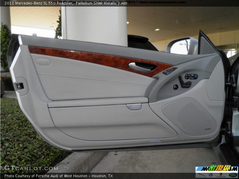 Palladium Silver Metallic / Ash 2011 Mercedes-Benz SL 550 Roadster