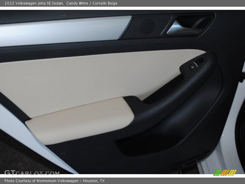 Candy White / Cornsilk Beige 2013 Volkswagen Jetta SE Sedan